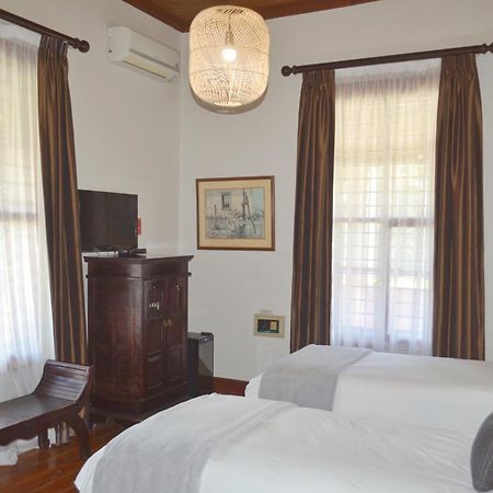 Old House Lodge Beaufort West Bagian luar foto