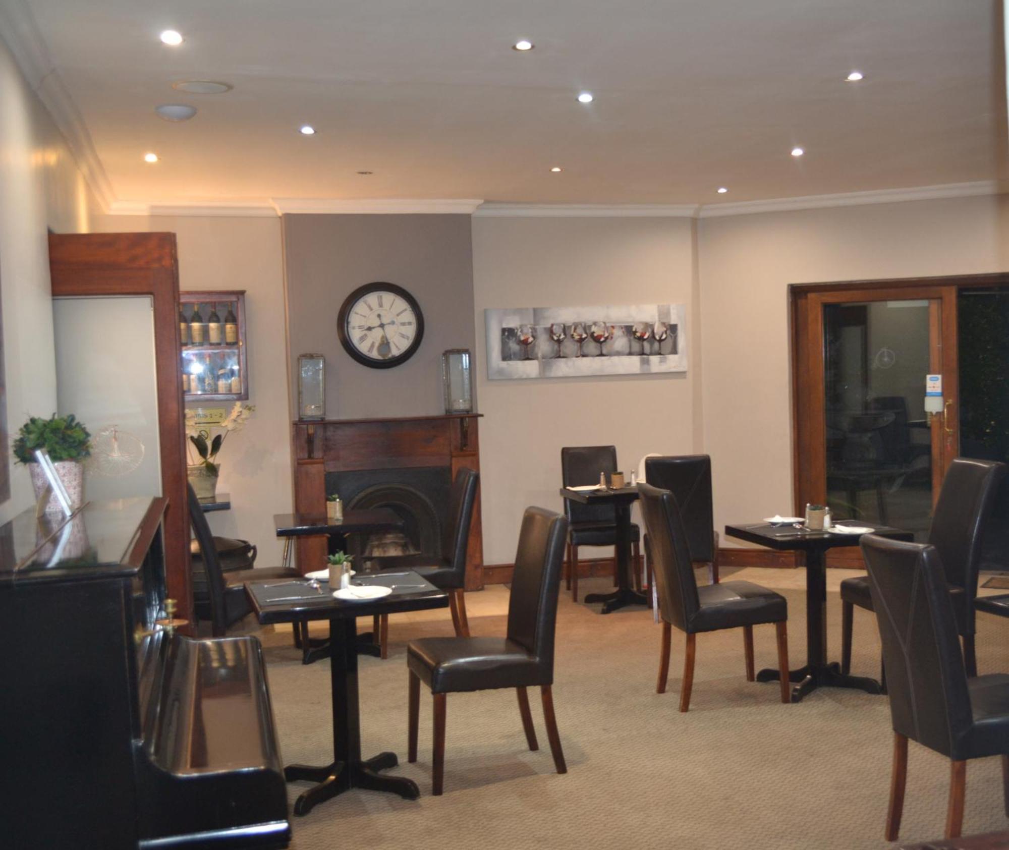 Old House Lodge Beaufort West Bagian luar foto