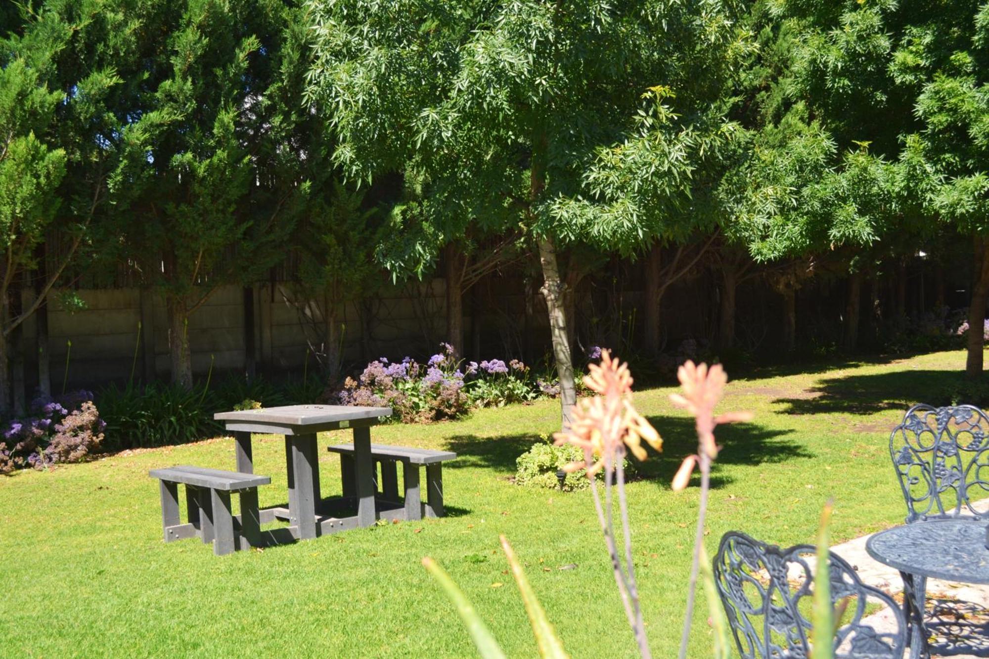 Old House Lodge Beaufort West Bagian luar foto